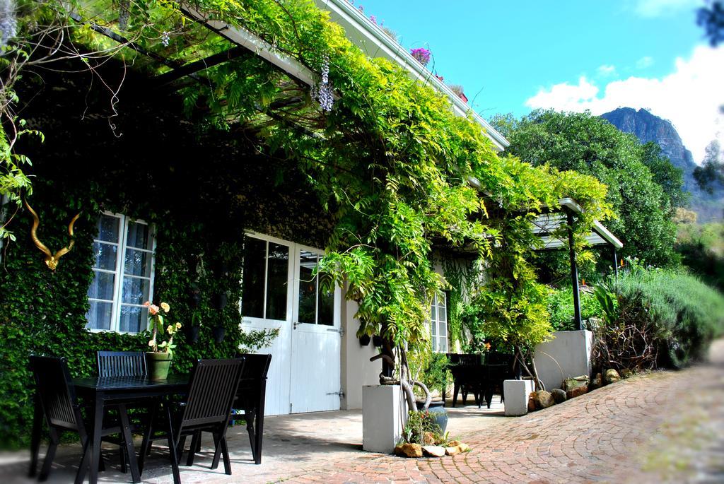 Skyview Manor Hotel Stellenbosch Buitenkant foto